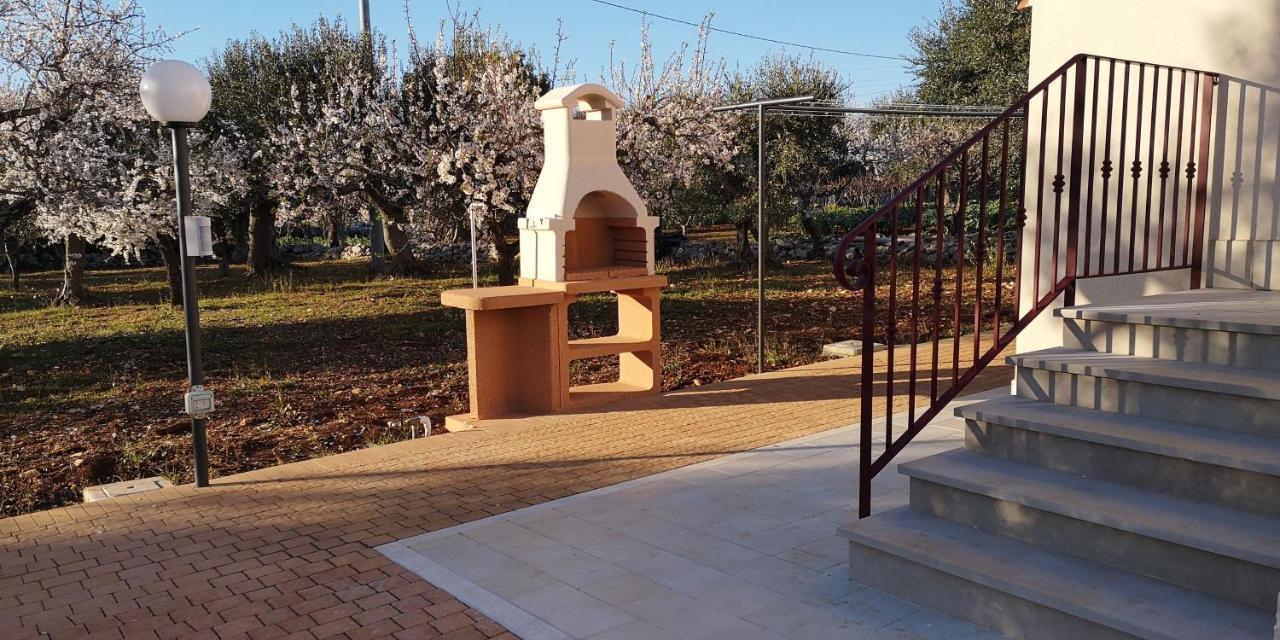 Tra Gli Ulivi Villa Putignano Luaran gambar